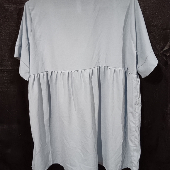 Light Blue Zenana outfitter Medium sized blouse - Picture 2 of 4